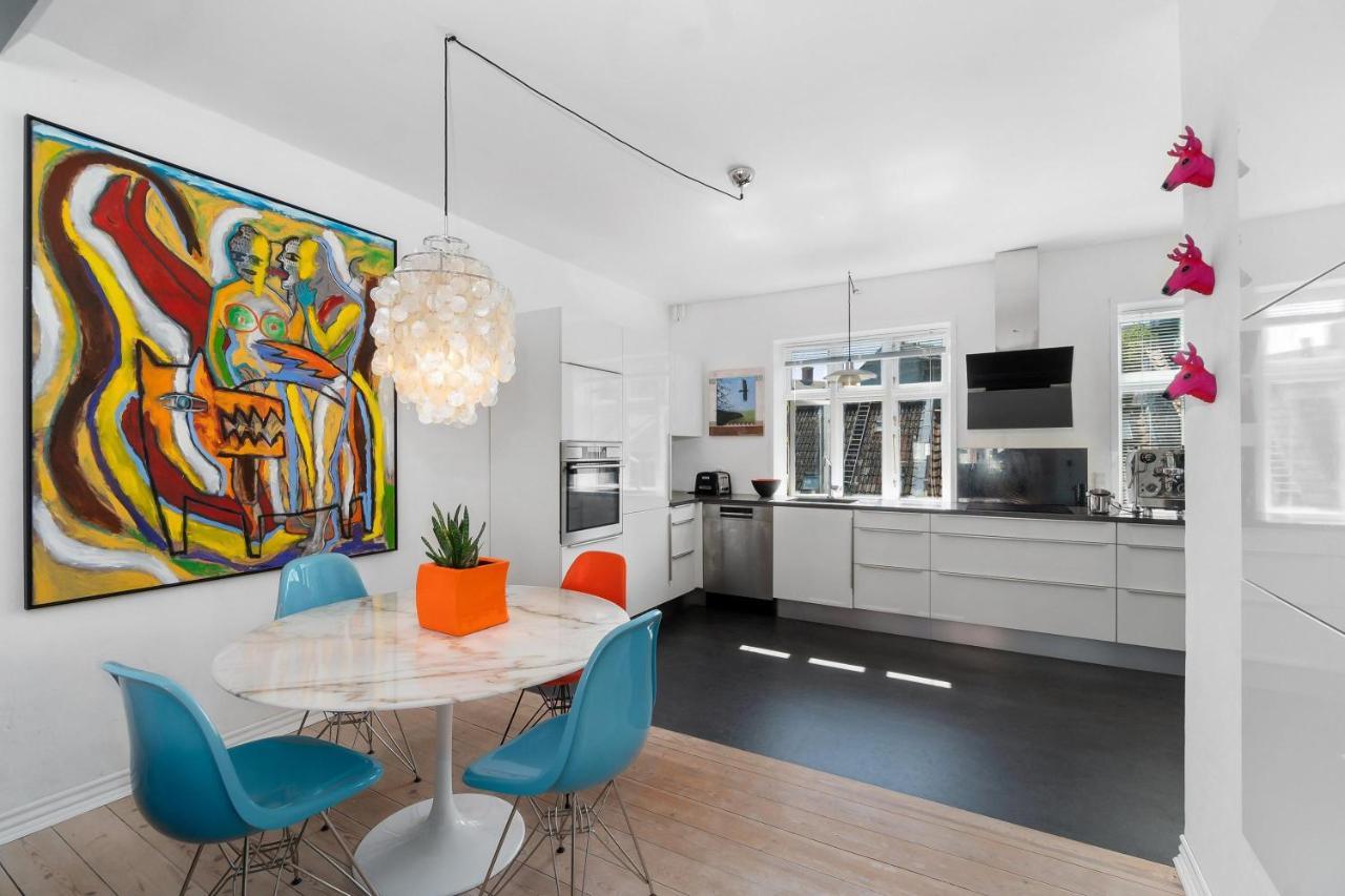 Beautiful Private Apartment, With Garden, Roof Terraze, 150 Square M, 2 Floors, 2 Bedrooms And An Extra Bed In The Livingroom Århus Exteriér fotografie